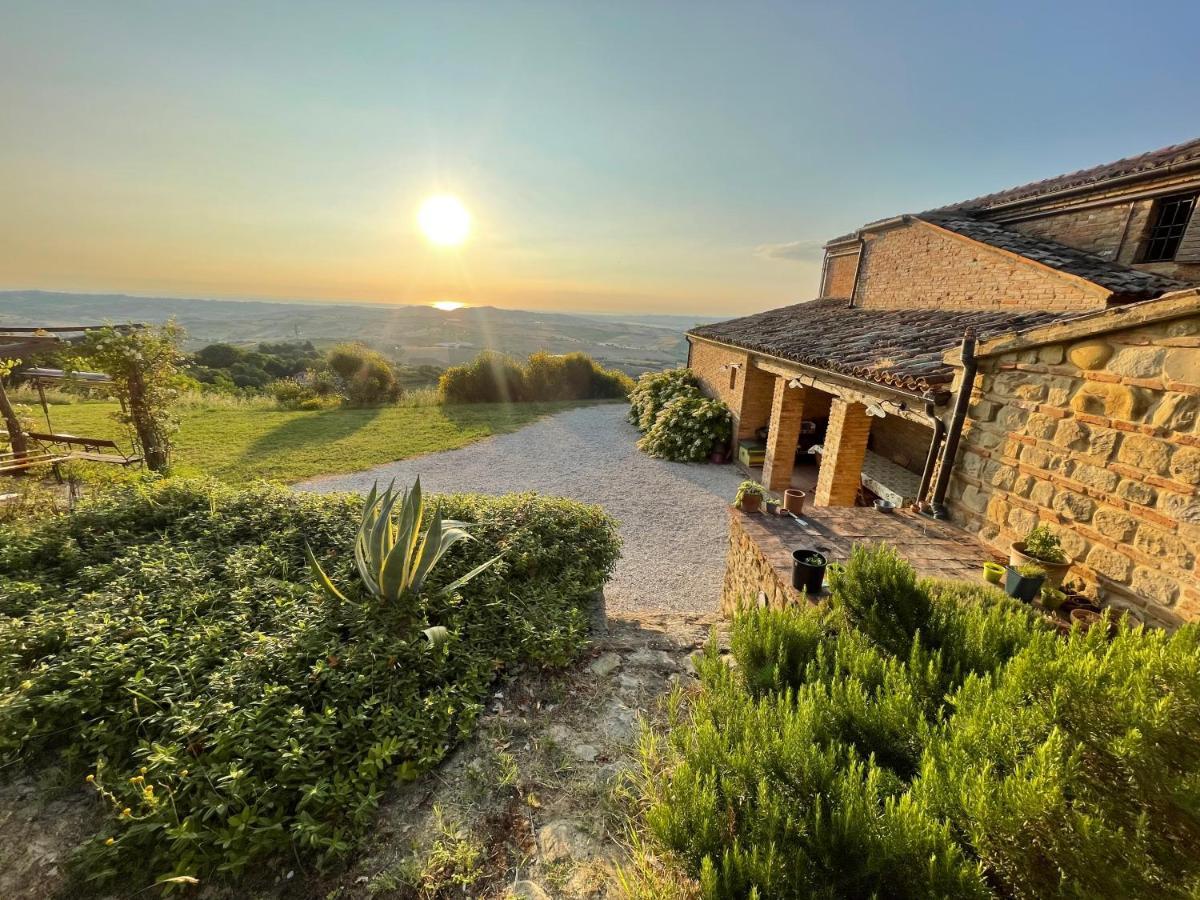 Bed and Breakfast L'Infinito Mombaroccio Exterior foto