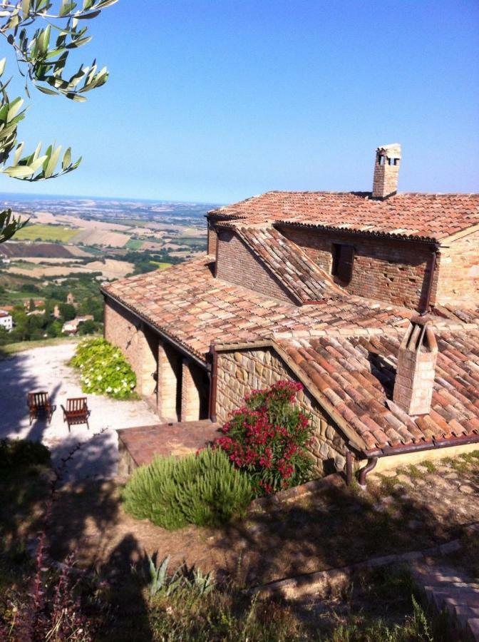 Bed and Breakfast L'Infinito Mombaroccio Exterior foto